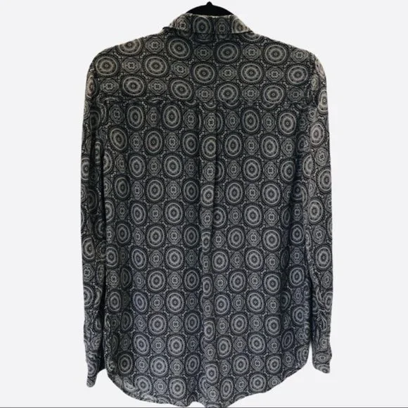 EQUIPMENT Signature Slim 100% Silk Gray Medallion - Picture 2 of 10